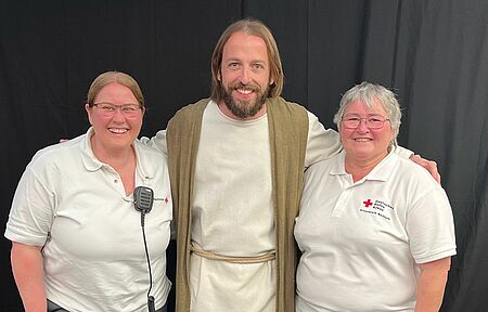 Sanitäter mit Jesus Darsteller